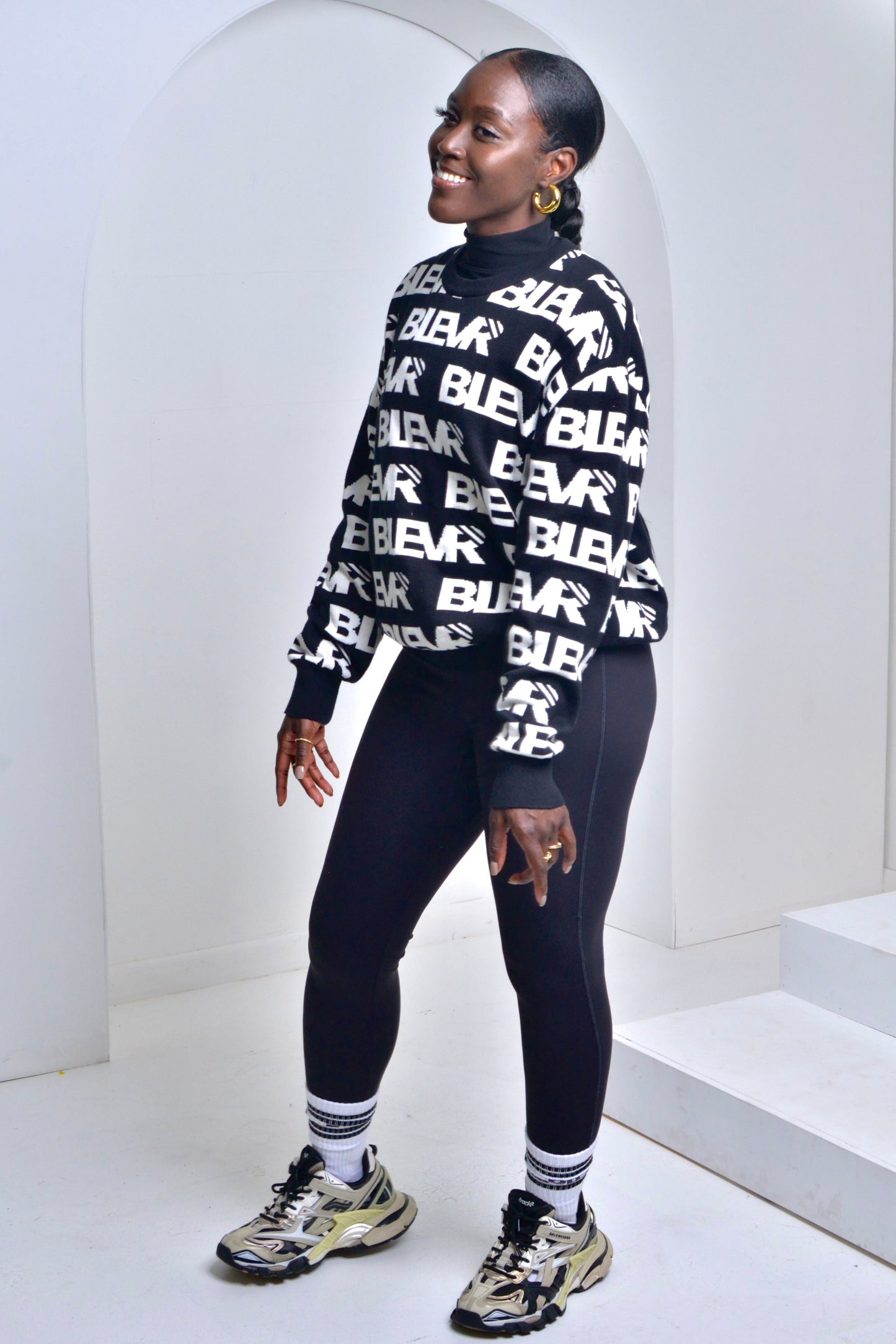 BLEVR LOGO JACQUARD SWEATER